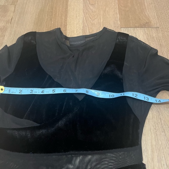 ROOM SERVICE-VELVET MESH CUT OUT DETAIL MINI DRESS - Picture 6 of 8